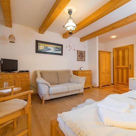 Valasske Chalupy Kycerka Otel Velké Karlovice Dış mekan fotoğraf