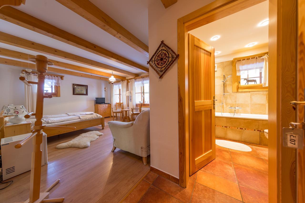 Valasske Chalupy Kycerka Otel Velké Karlovice Dış mekan fotoğraf
